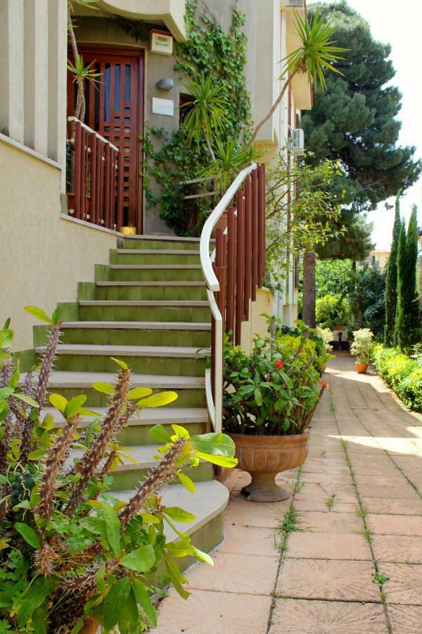 Gli Artisti Apartments & Rooms Bagheria Buitenkant foto